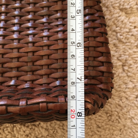 CEM Vintage leather woven crossover purse - Picture 8 of 13